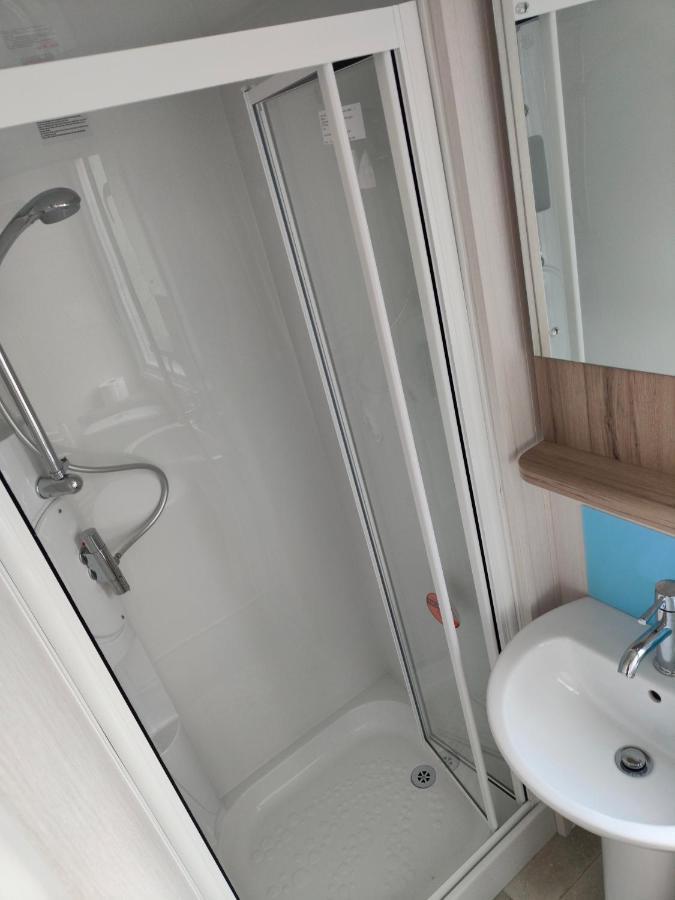 J6 Static Caravan, Fairway Holiday Park Sandown Exterior photo